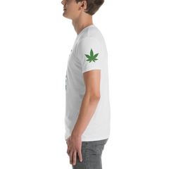 Polished Gear 'Marijuana Leaf' Unisex T-shirt (White)